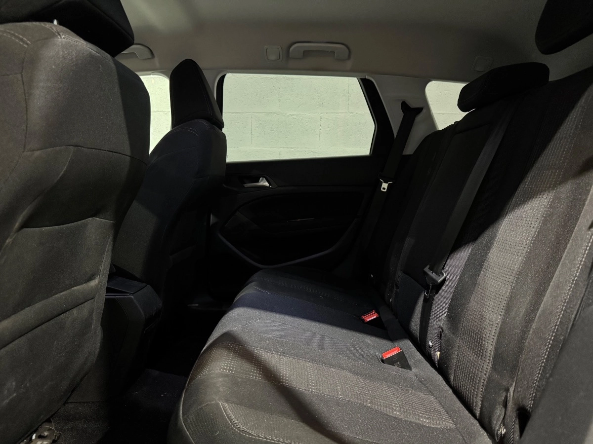 Peugeot 308 - photo 15