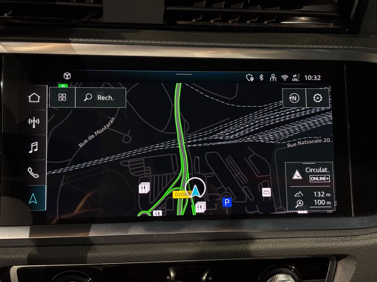 Audi Q3 - photo 20