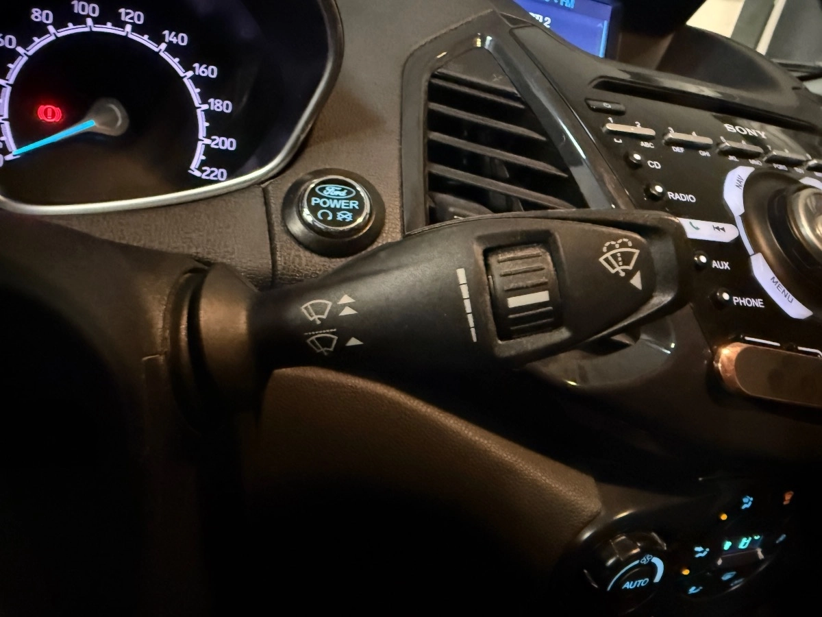 Ford Ecosport - photo 24