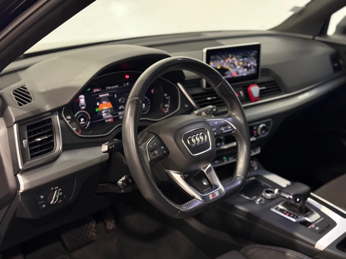 Audi Q5 - photo 14