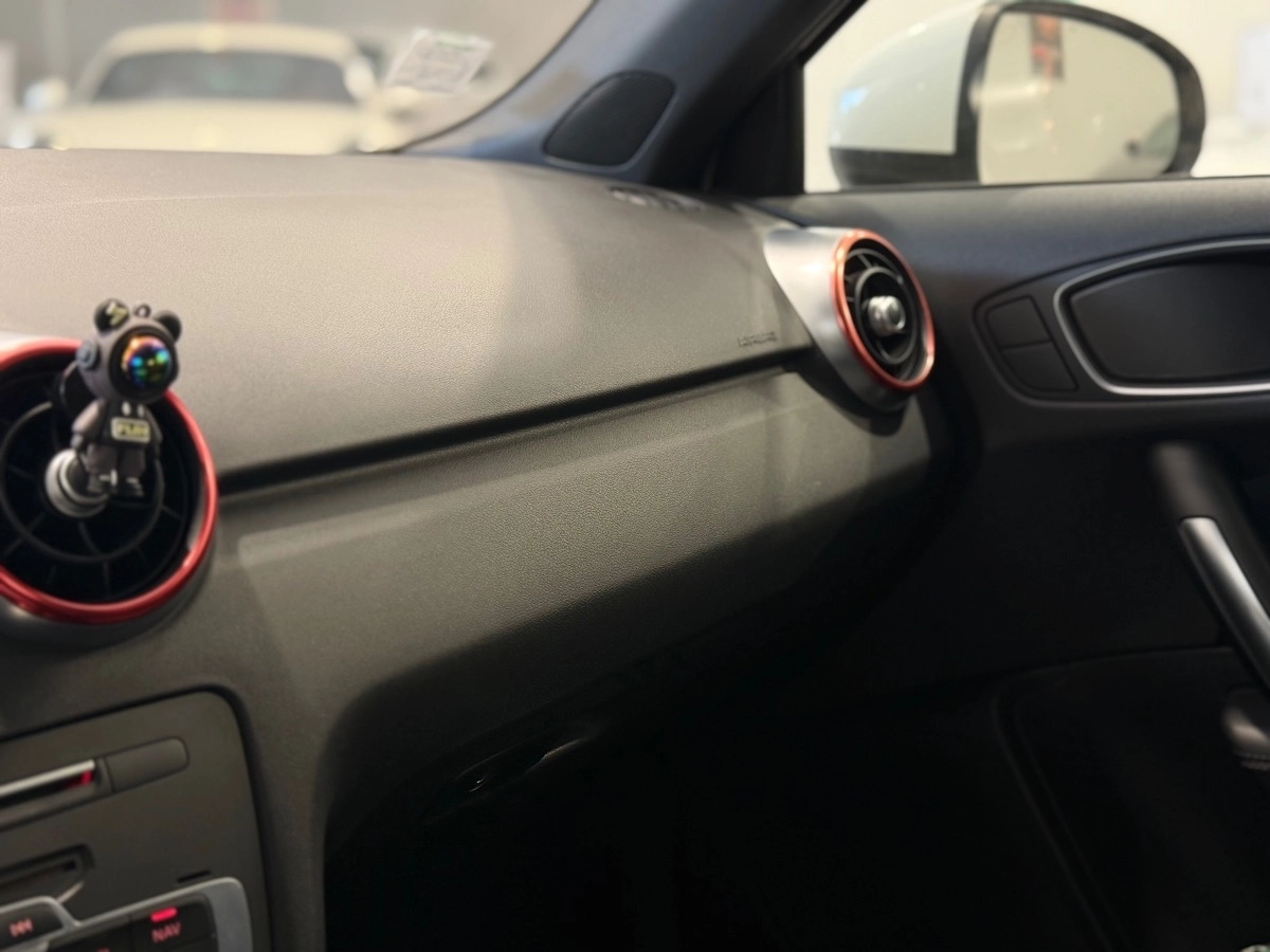 Audi A1 - photo 25
