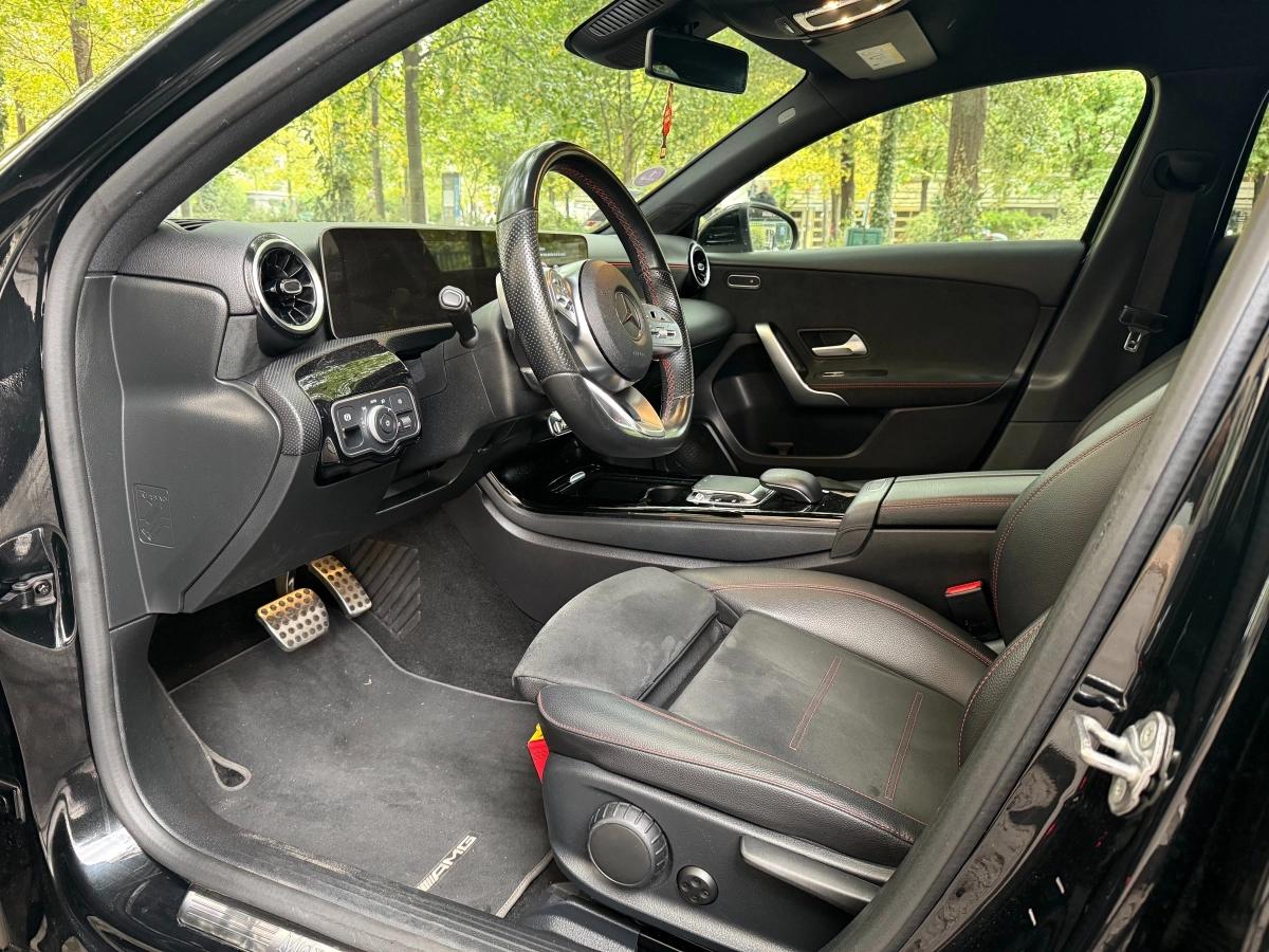 Mercedes Classe A 1.3 180 D 135 AMG LINE 7G-DCT BVA