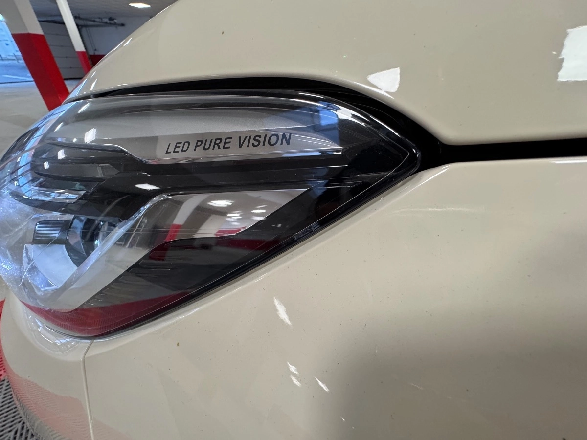 Renault Captur - photo 27