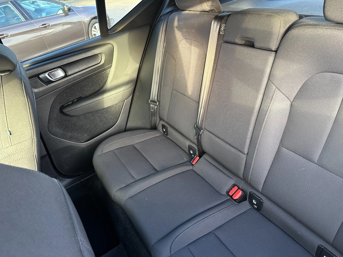 Volvo Xc40 - photo 13