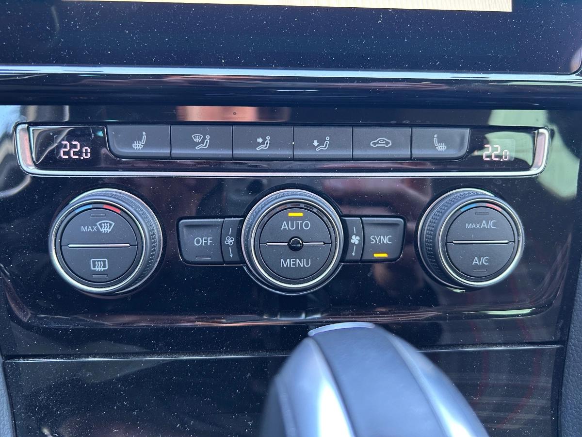Volkswagen Golf 2.0 TSI 245 GTI DSG BVA