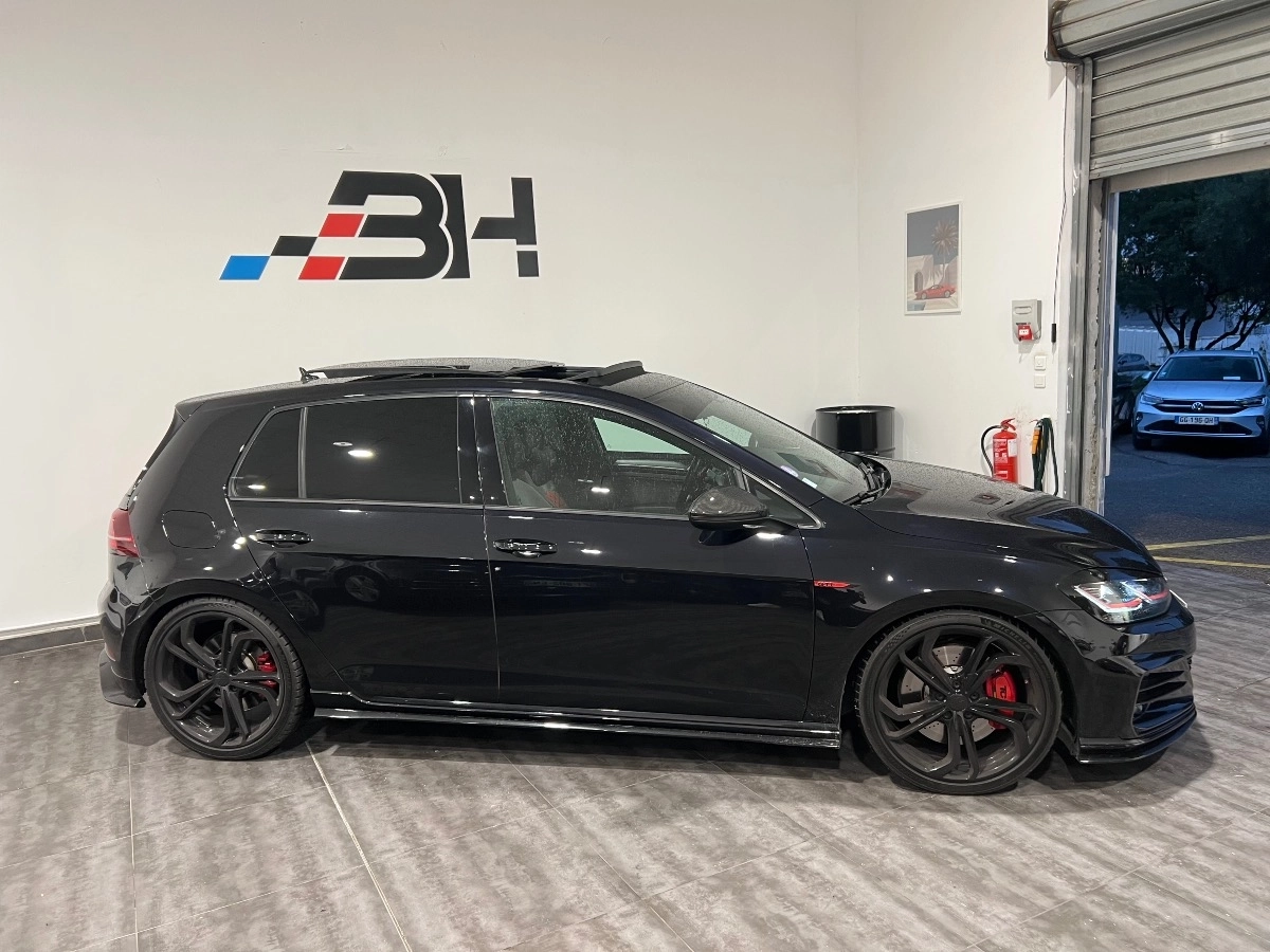 Volkswagen Golf - photo 11