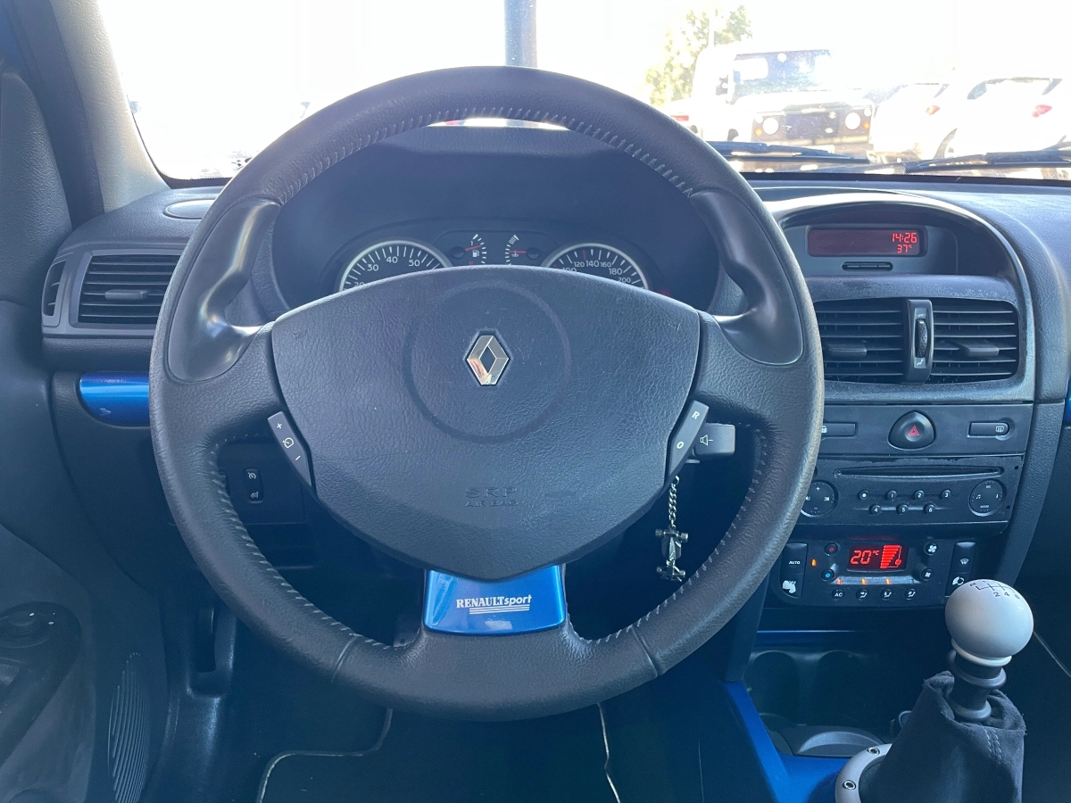 Renault Clio - photo 15