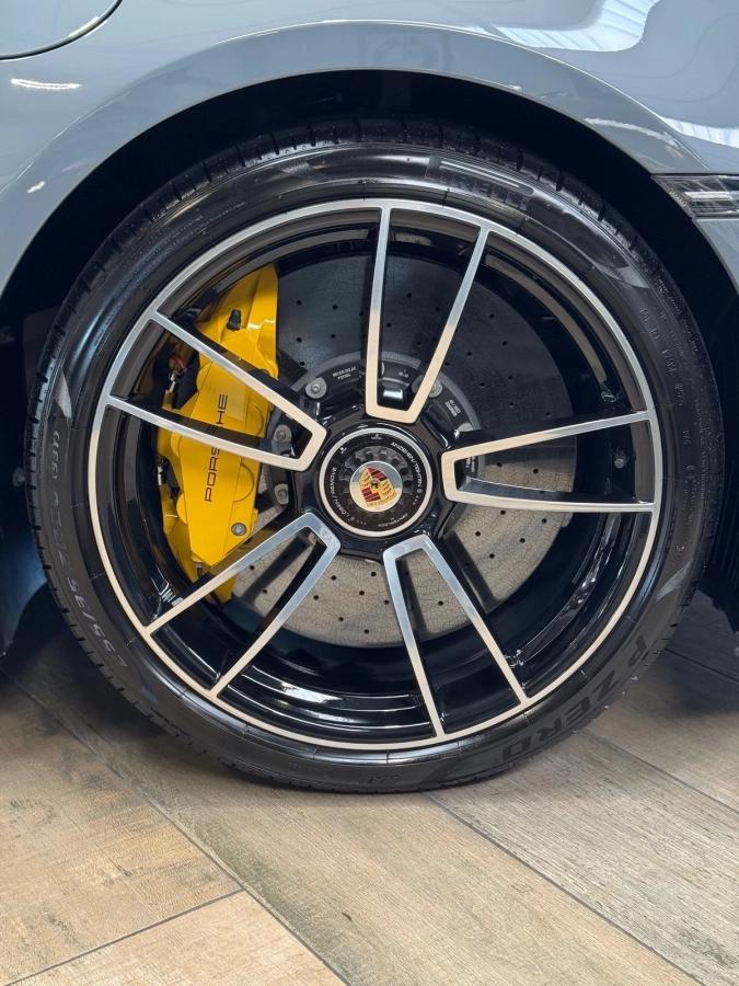 PORSCHE 911 992 TURBO S 650 COUPE ORIGINE PORSCHE FRANCE / APPROVED 2029