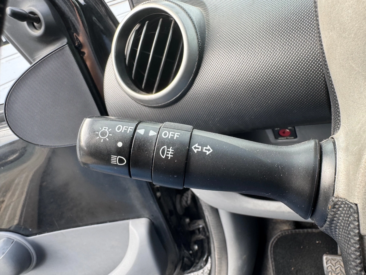 Peugeot 107 - photo 14