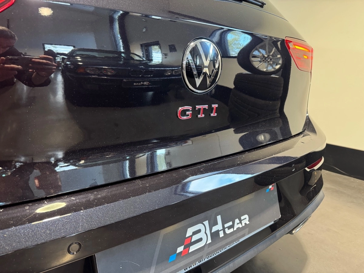 Volkswagen Golf - photo 22