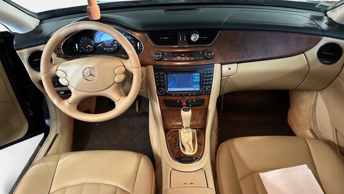 MERCEDES CLS