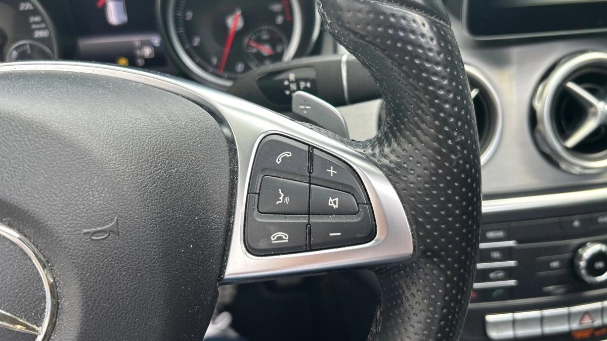 Mercedes GLA