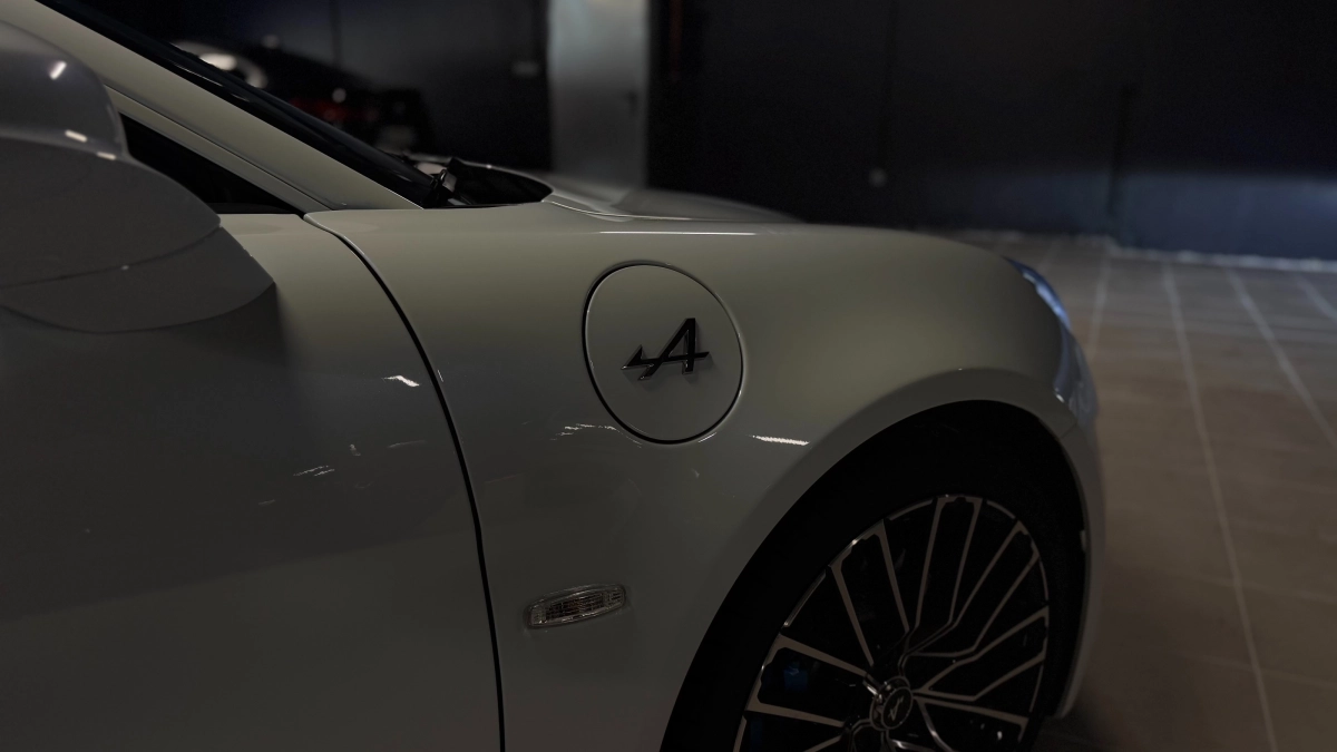 Alpine A110 - photo 13