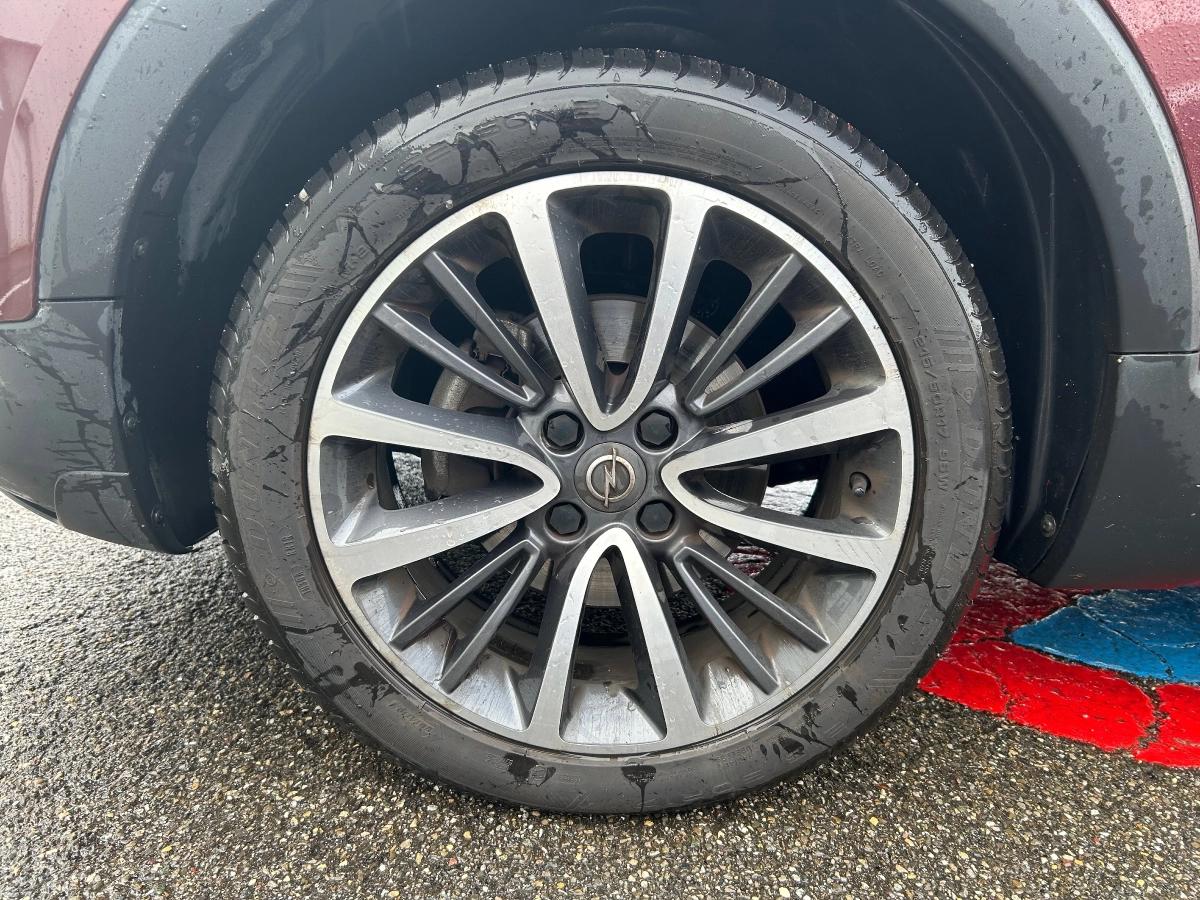 Opel Crossland X 1.2 T 130 ULTIMATE