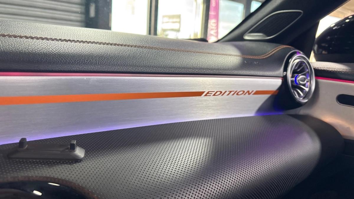 MERCEDES CLA