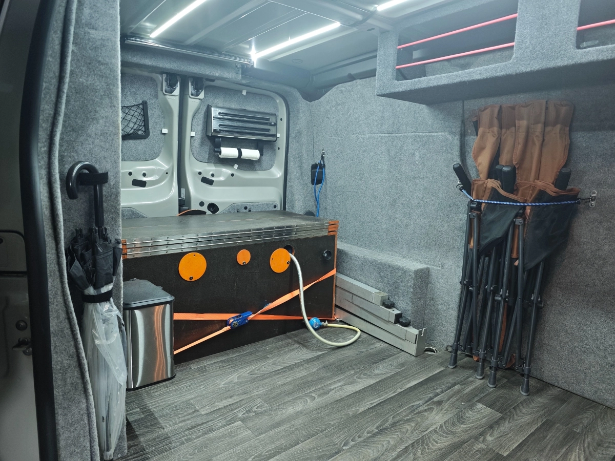Toyota Pro Ace - photo 22
