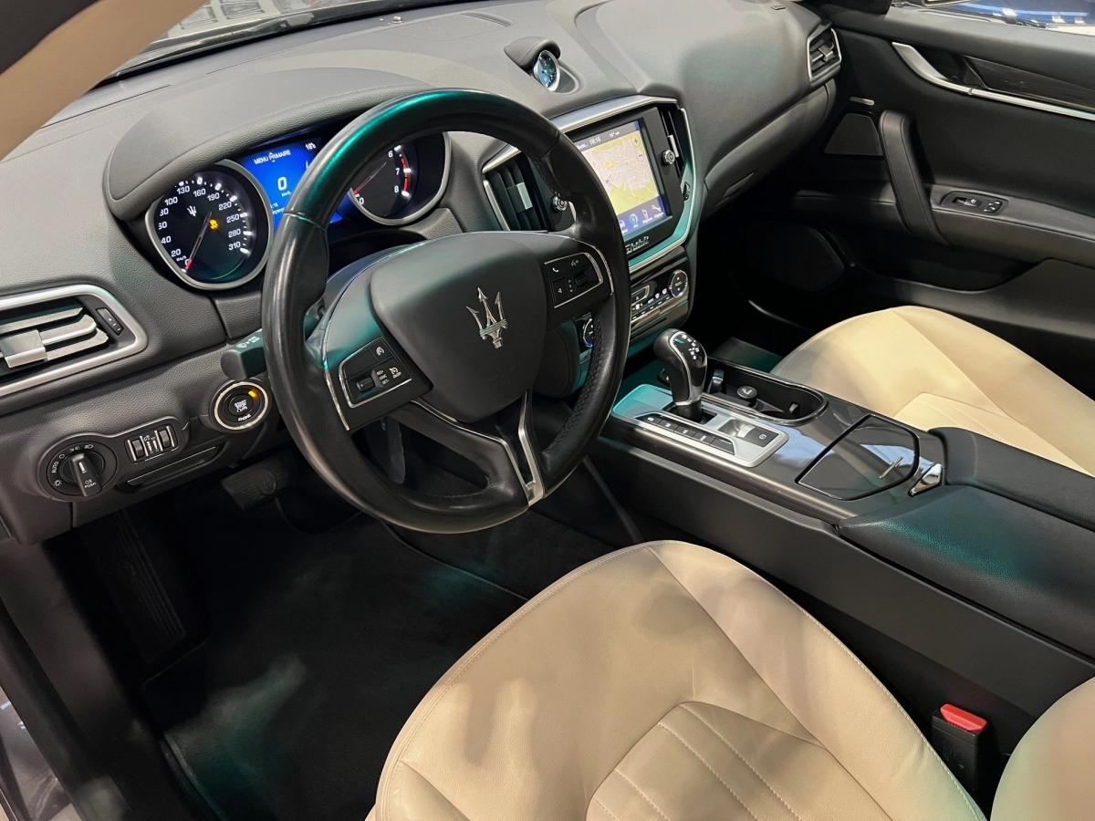 Maserati Ghibli 3.0 330 BVA