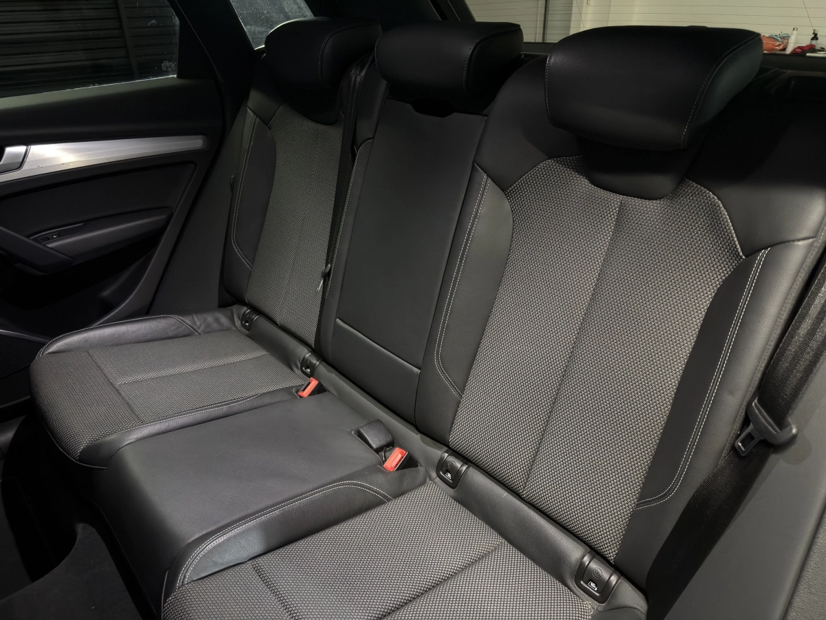Audi Q5 - photo 28