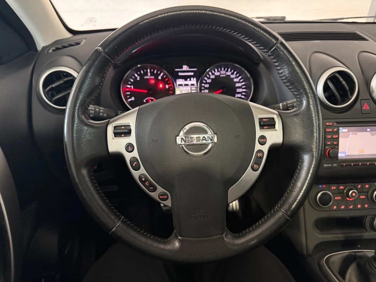 Nissan Qashqai - photo 11