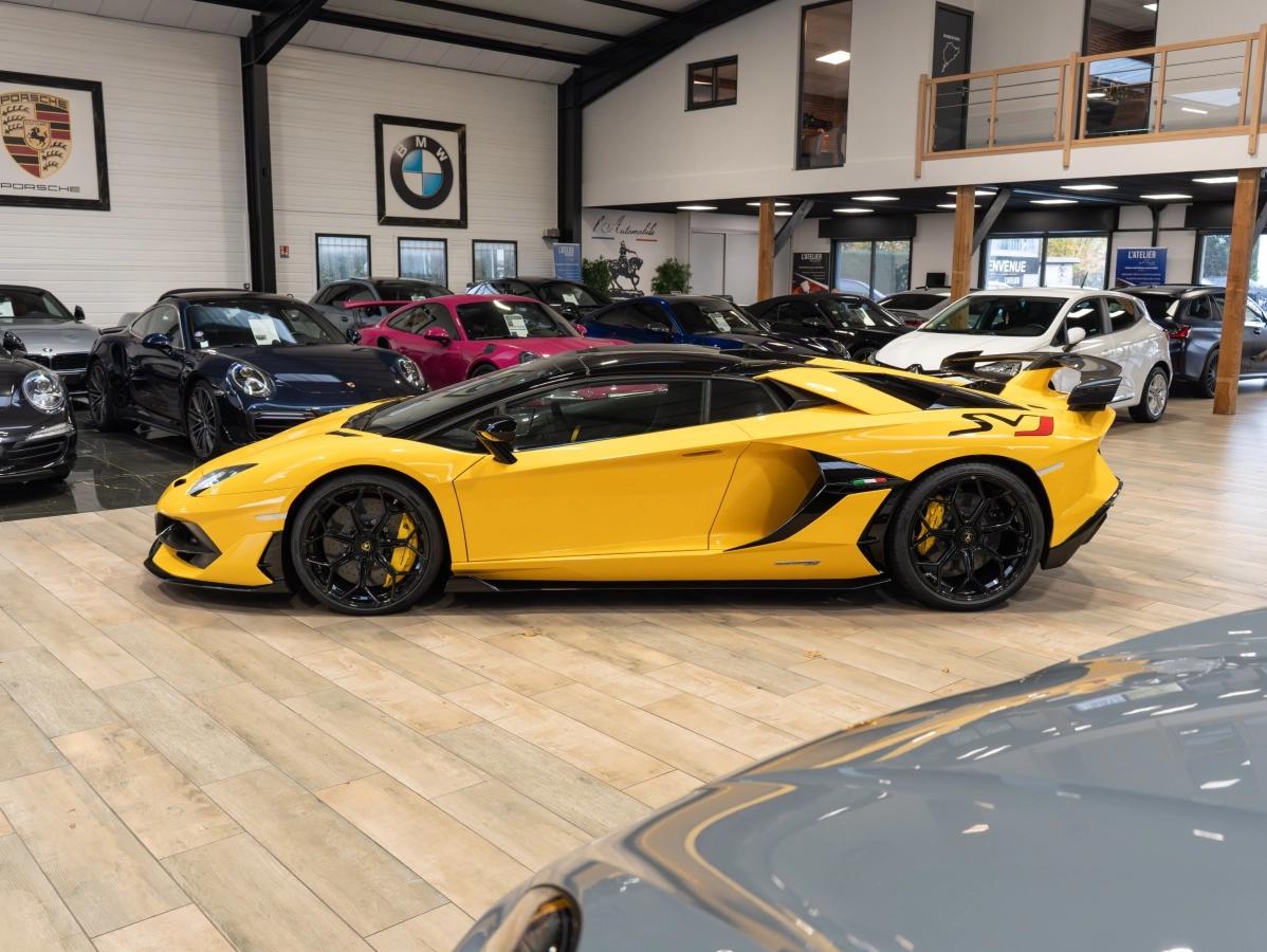 Lamborghini Aventador ROADSTER LP750-4 6.5 770 SVJ 4WD BVA
