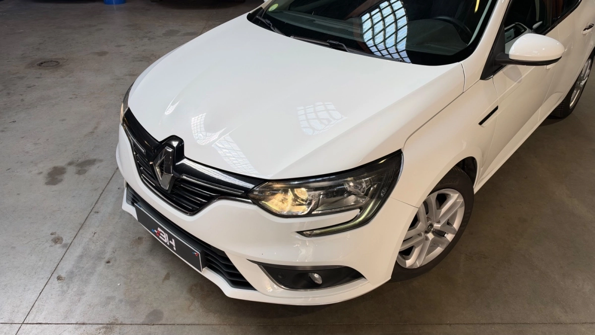 Renault Megane - photo 8