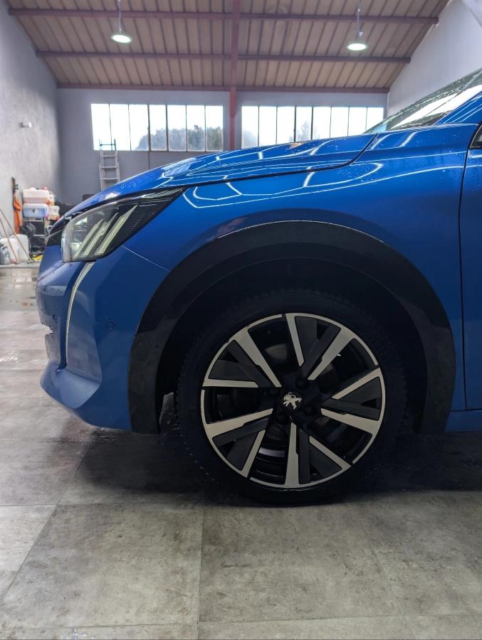 Peugeot 208 GENERATION-II 1.5 BLUEHDI 100 GT LINE START-STOP