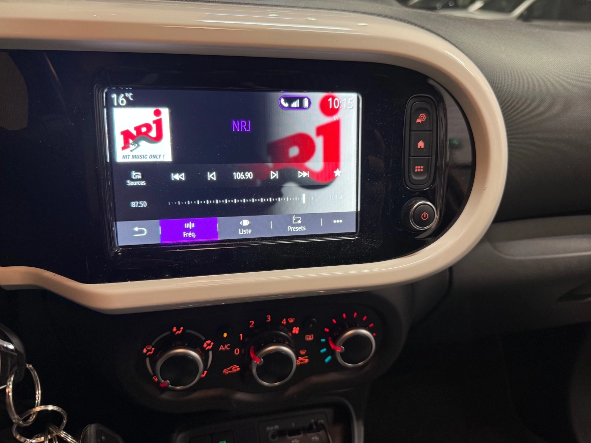Renault Twingo - photo 12