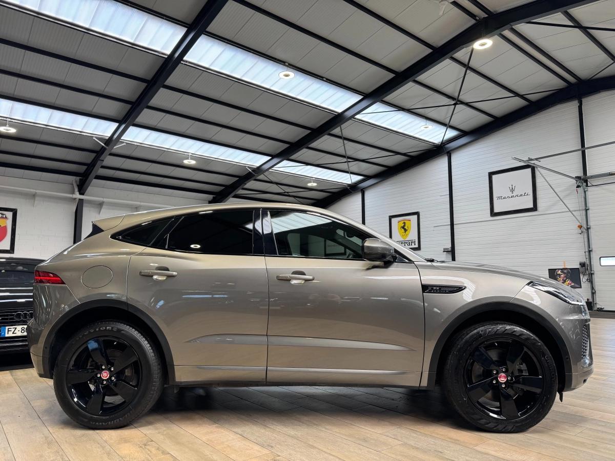 Jaguar E-pace 2.0 D240 240 R-DYNAMIC SE AWD BVA / TOIT PANO / MERIDIAN / SIEGES ELEC CHAUFFANTS