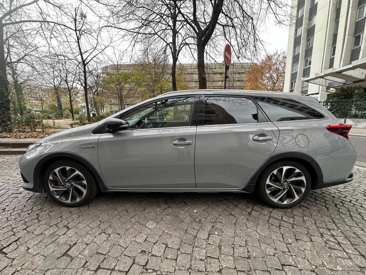 Toyota Auris 