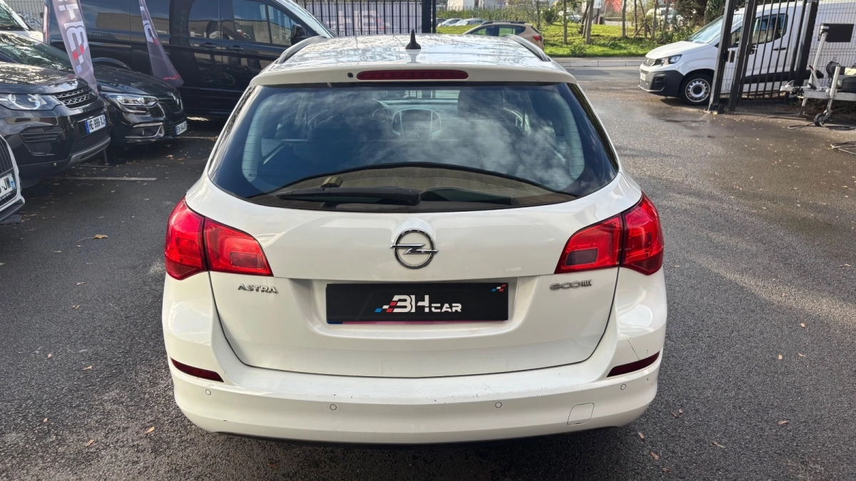 Opel Astra - photo 12