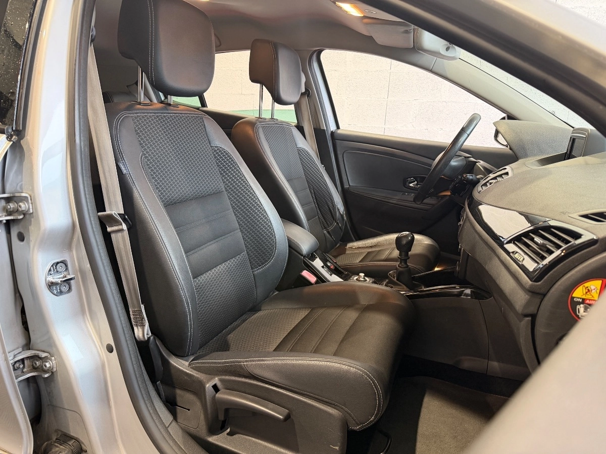 Renault Megane - photo 15