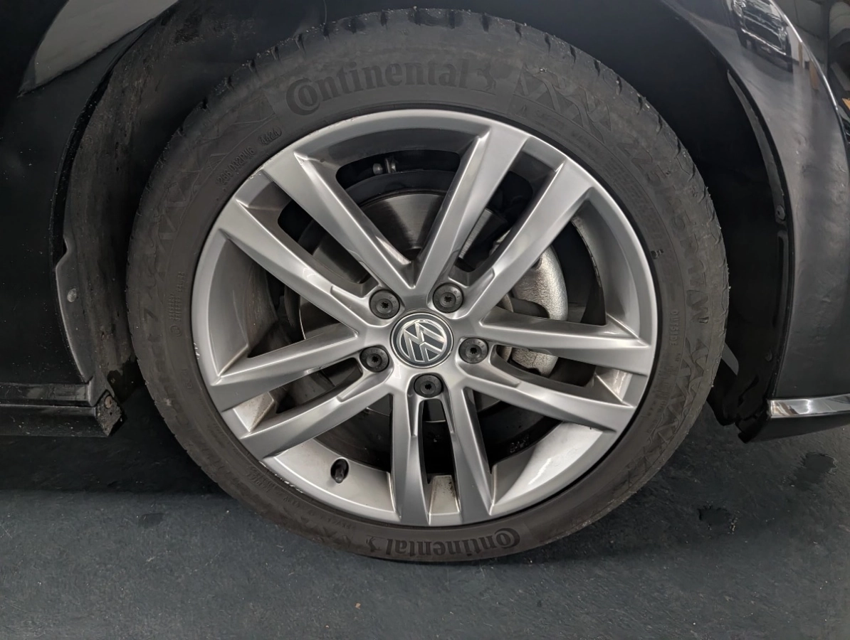 Volkswagen Golf - photo 27