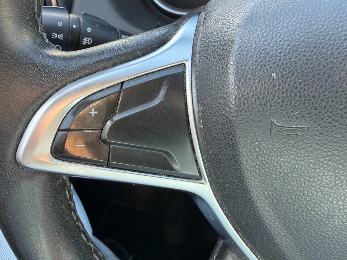 Dacia Duster - photo 19