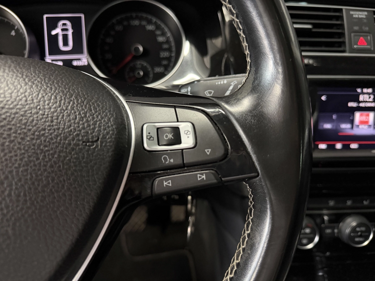 Volkswagen Golf - photo 9
