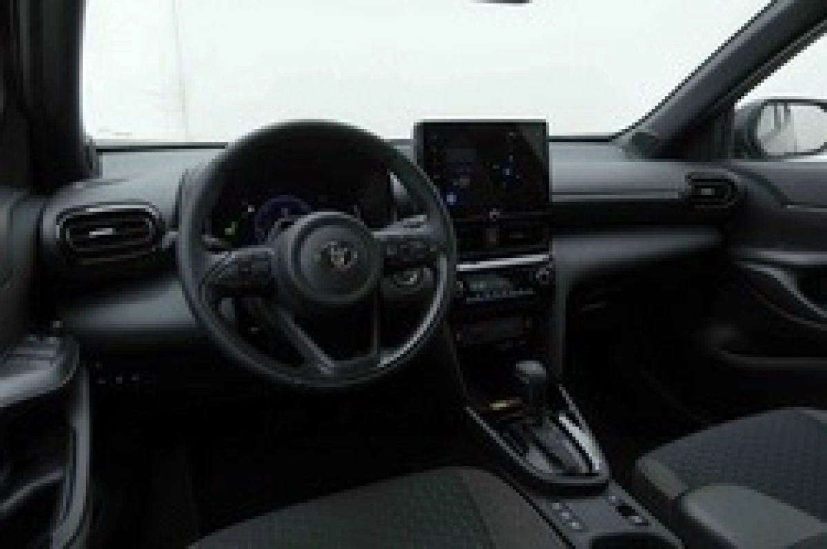 Toyota Yaris - photo 4