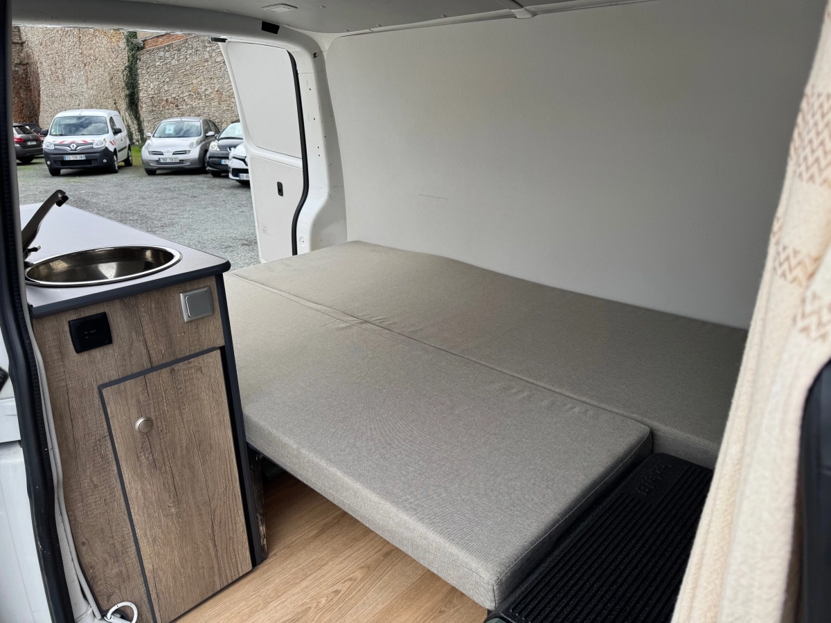 Volkswagen Transporter Vu - photo 9