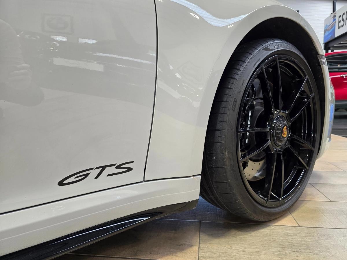 Porsche 911 CABRIOLET 3.0 480 TARGA GTS 4 BVA
