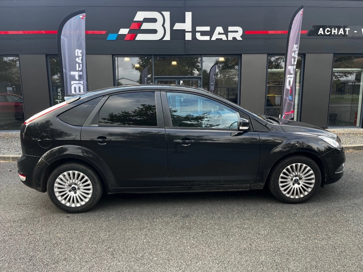 Ford Focus - photo 5