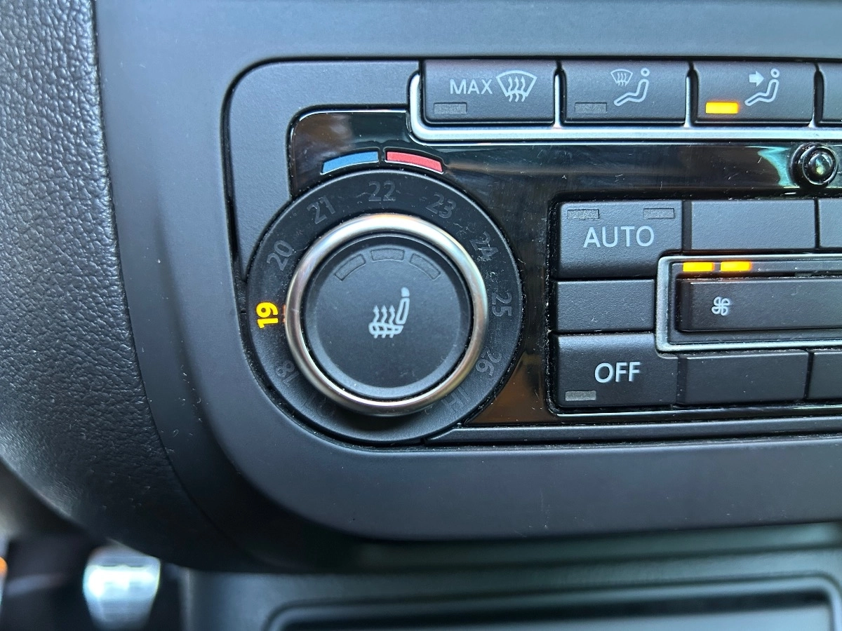 Volkswagen Tiguan - photo 27