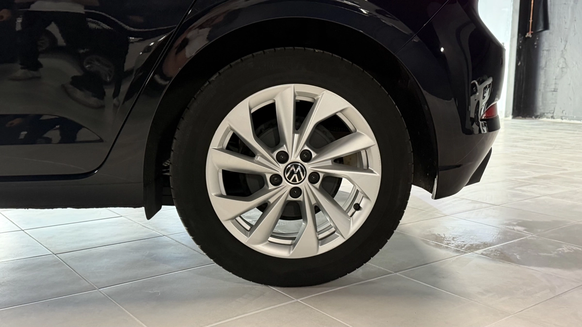 Volkswagen Polo - photo 12