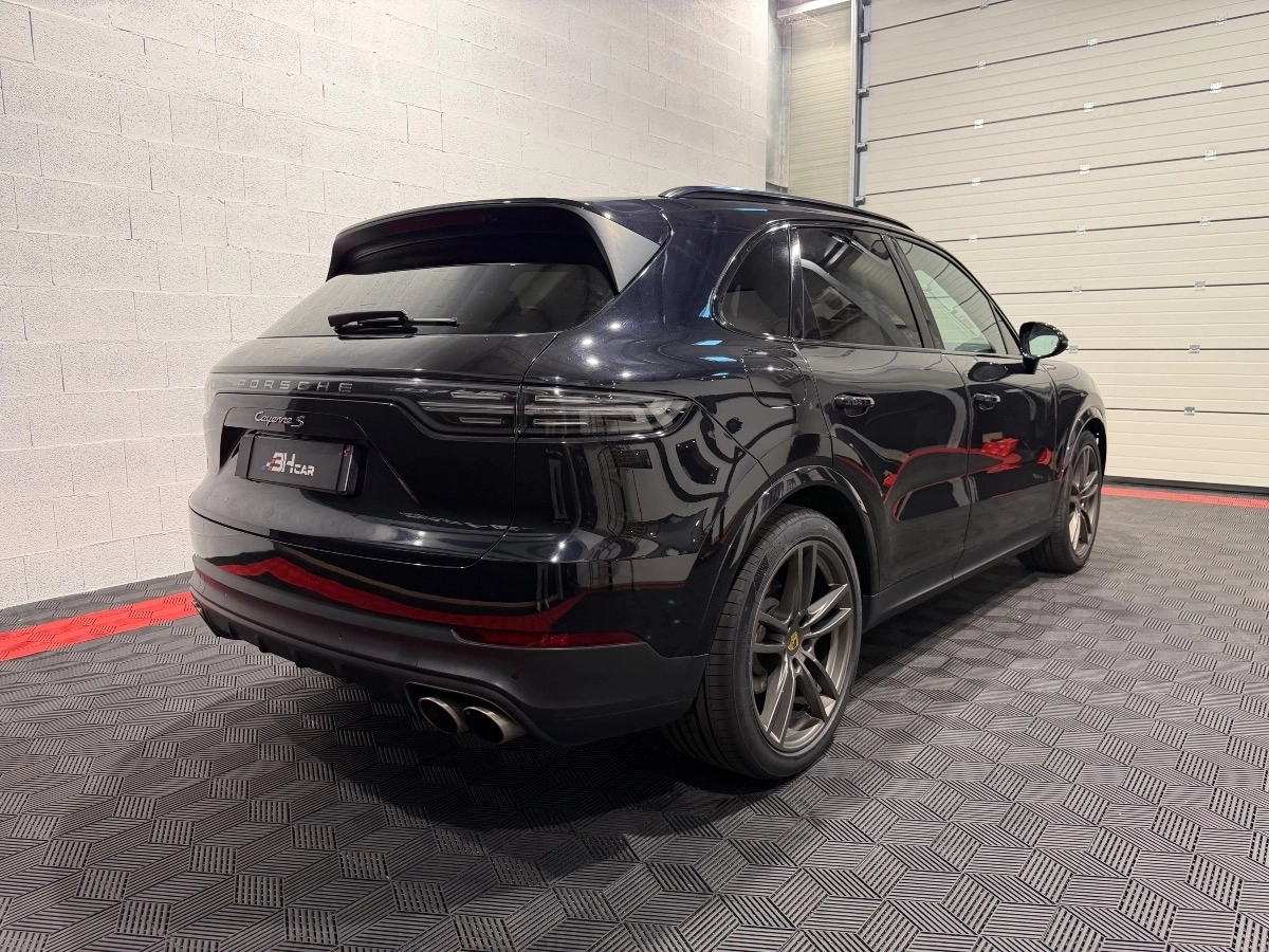 Porsche Cayenne - photo 3