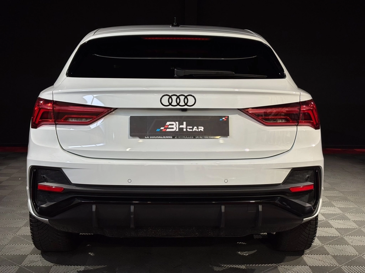 Audi Q3 - photo 5
