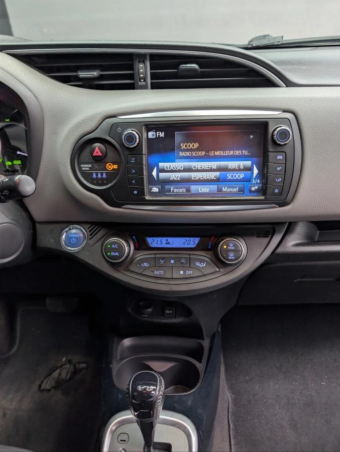 Toyota Yaris 1.5 VVTI 100H 75 HYBRID FULL-HYBRID COLLECTION BVA