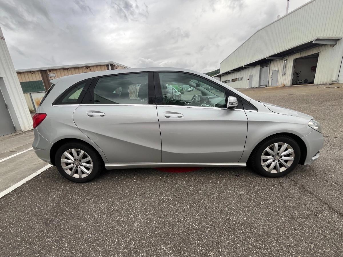 Mercedes Classe B 1.6 180 120 BLUEEFFICIENCY DESIGN