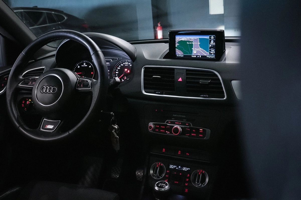 Audi Q3 - photo 18