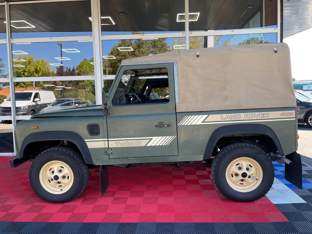 Land Rover Defender - photo 5