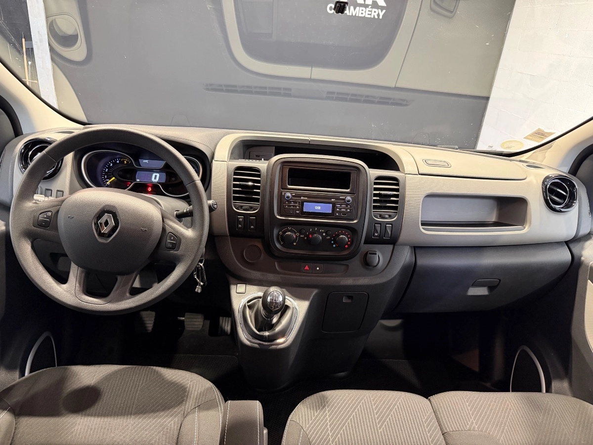 Renault Trafic Vu - photo 14