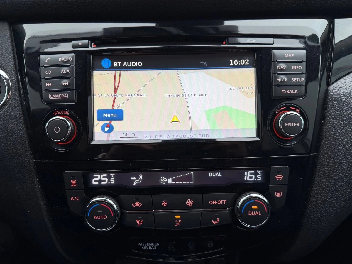 Nissan Qashqai - photo 17