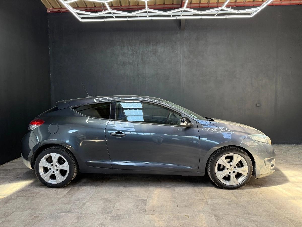 Renault Megane COUPE 1.6 DCI 130 ENERGY BOSE