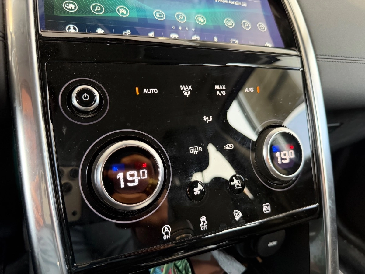 Land Rover Discovery Sport - photo 17